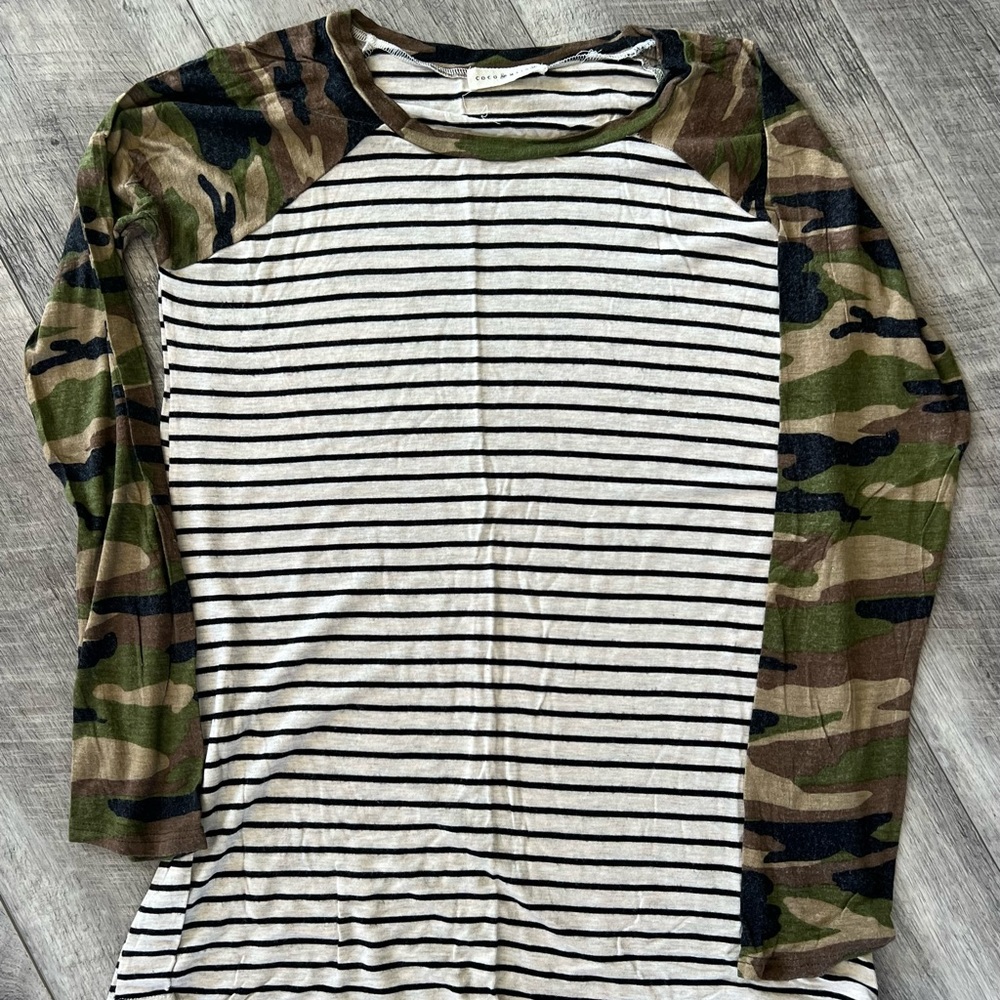 Coco & Main Long Sleeve Shirt